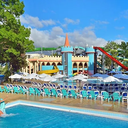 Semesteranläggning (resort) Sol Mare 4*