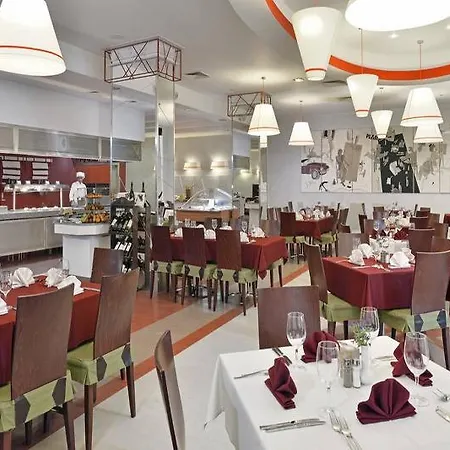Semesteranläggning (resort) Sol Mare 4*