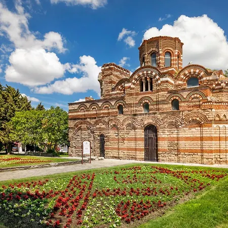 Sol Mare 4* Νεσέμπαρ